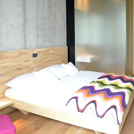 De L'ecluse Superior