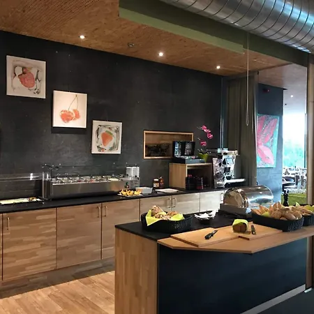 De L'ecluse Superior Hotel 3*