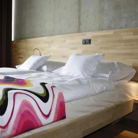 De L'ecluse Superior Hotel