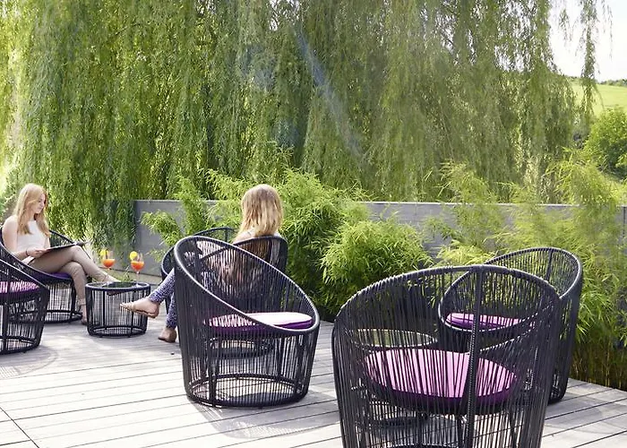 Hotel De L'ecluse Superior 3*