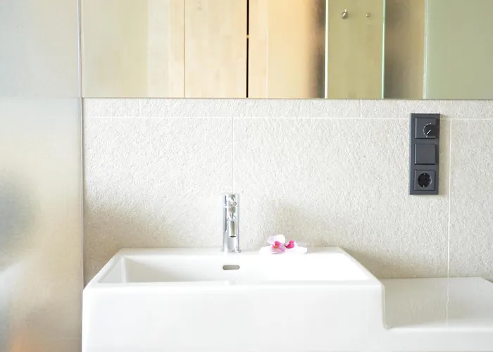 De L'ecluse Superior