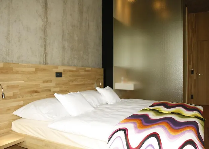 De L'ecluse Superior Hotel