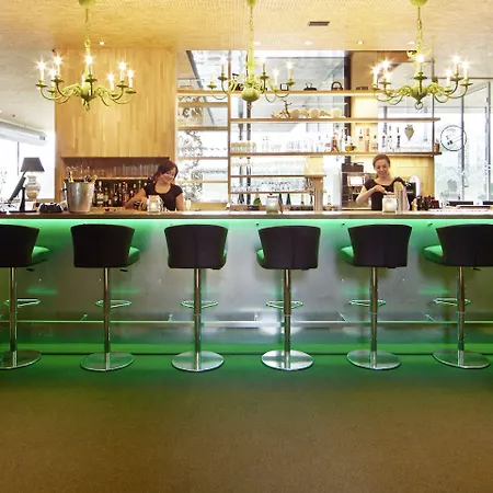 Отель De L'ecluse Superior 3*