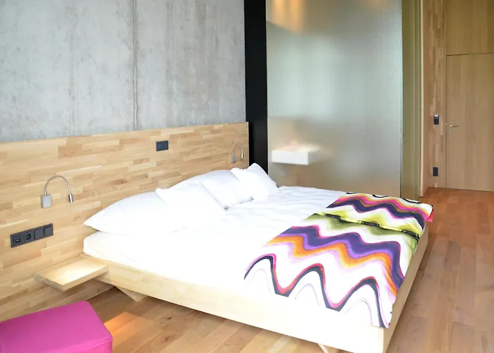 De L'ecluse Superior