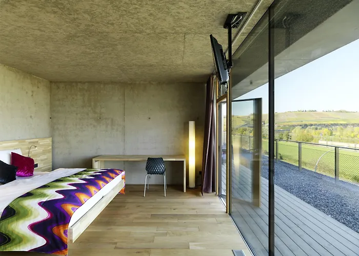 De L'ecluse Superior