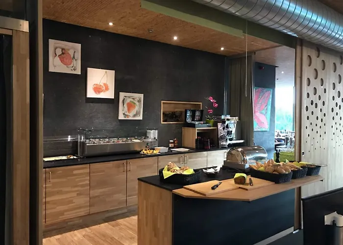 De L'ecluse Superior Hotel 3*